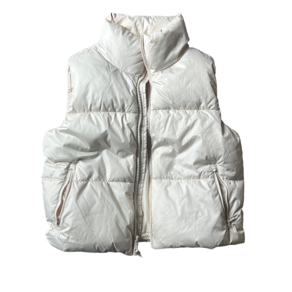 Old Navy White Quilted Puffer Vest